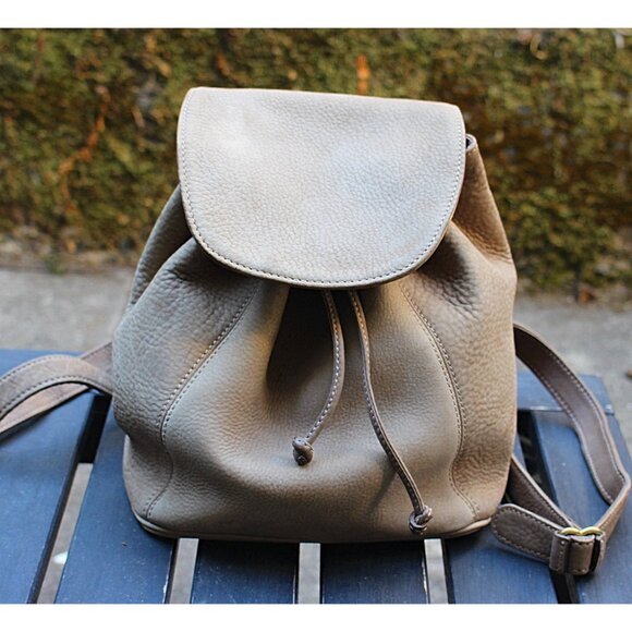 Coach Vintage - Sonoma Small Backpack Nubuc 4938 in Sand, Italy 1990s - Picture 1 of 15